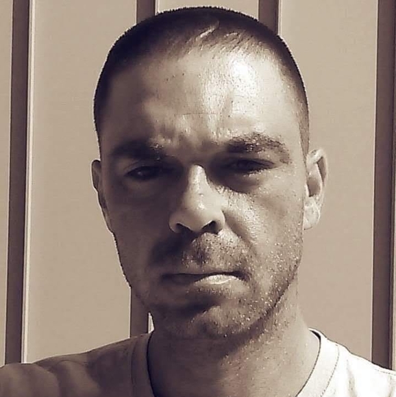 Meet your Posher, Chad - Picture 1 of 1